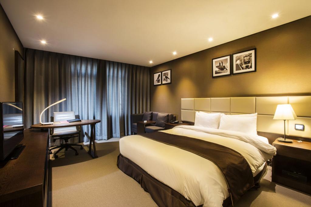 Central Plaza Hotel - Incheon Cityhall Экстерьер фото