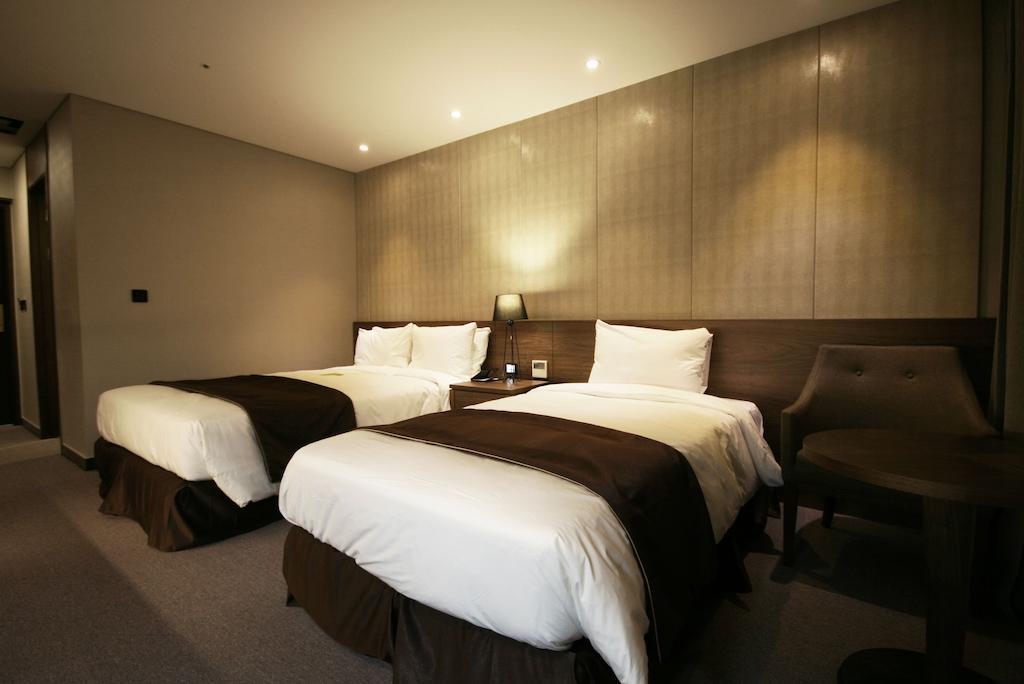 Central Plaza Hotel - Incheon Cityhall Номер фото